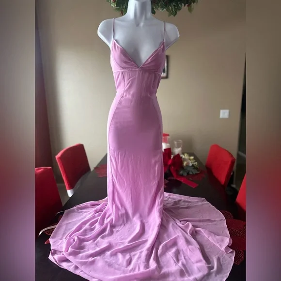 House of CB Loren Georgette Mermaid Gown NWT Large with Plus Cup - Picture 1 of 5